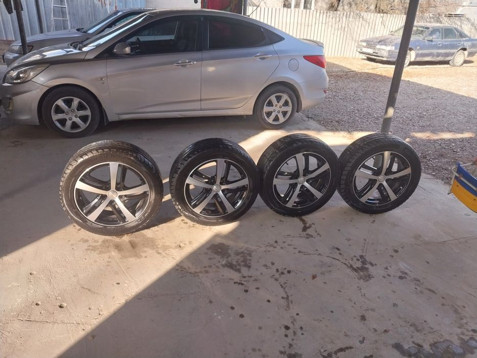 Продам диски с резиной