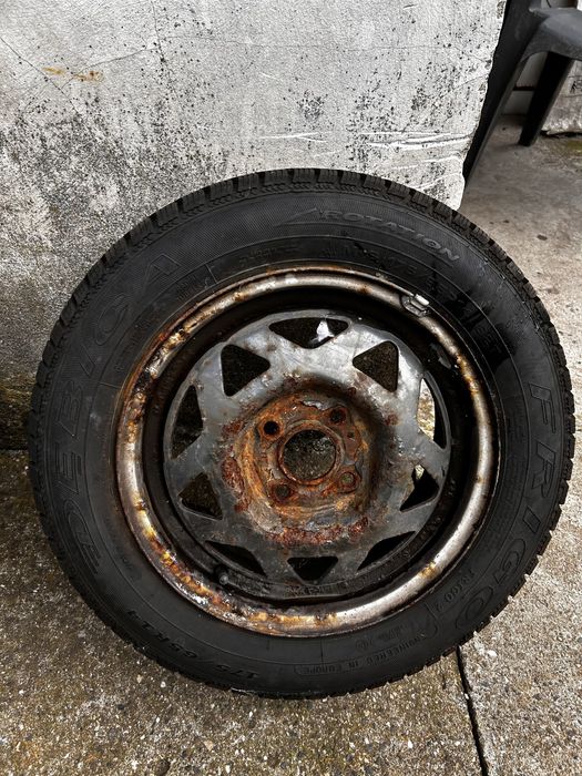 Зимни гуми с джанти 175/65/14