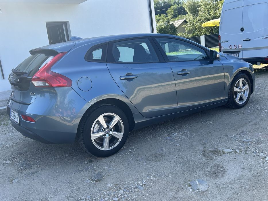 VOLVO V40 2013 — imagine 3