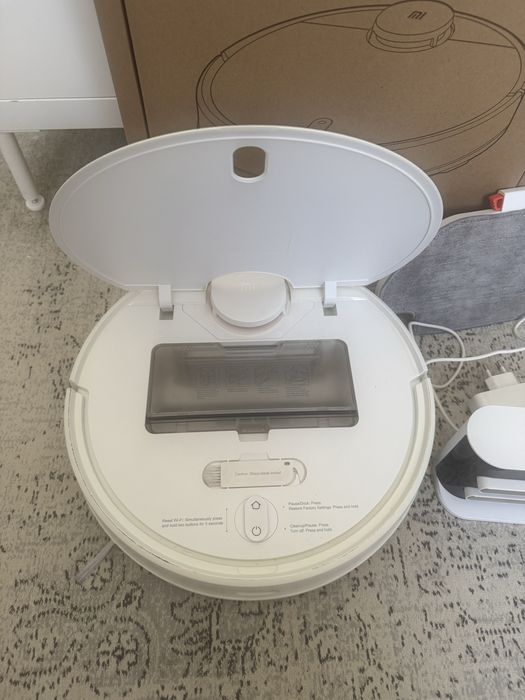 Прахосмукачка робот Xiaomi vacuum mop pro