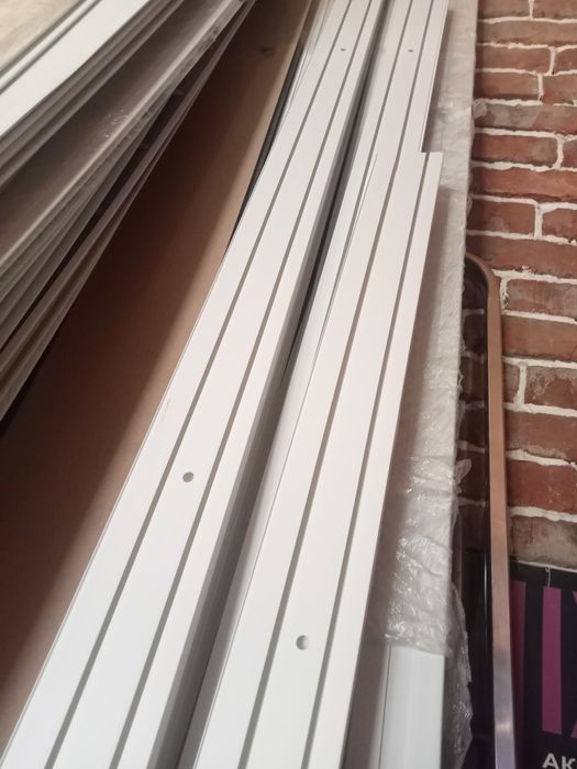Карнизы на продажу от 1500