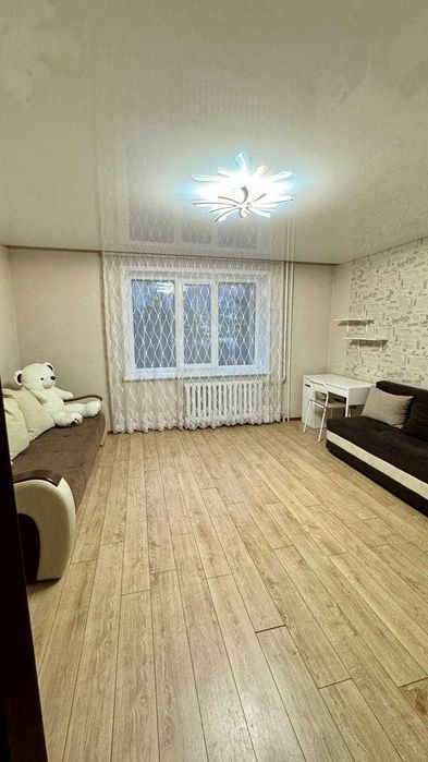 Продам 3 комнатную квартиру 96 кв. м