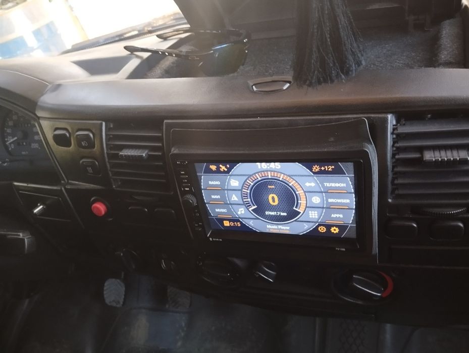 Продам 2 din магнитолу Андроид