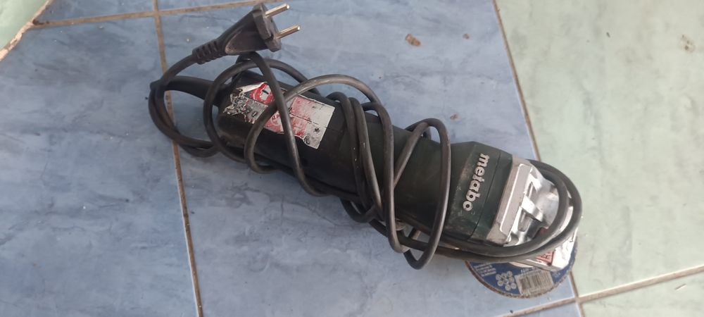 Scule flex ,cabluri etc..