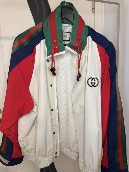 Jacheta gucci noua