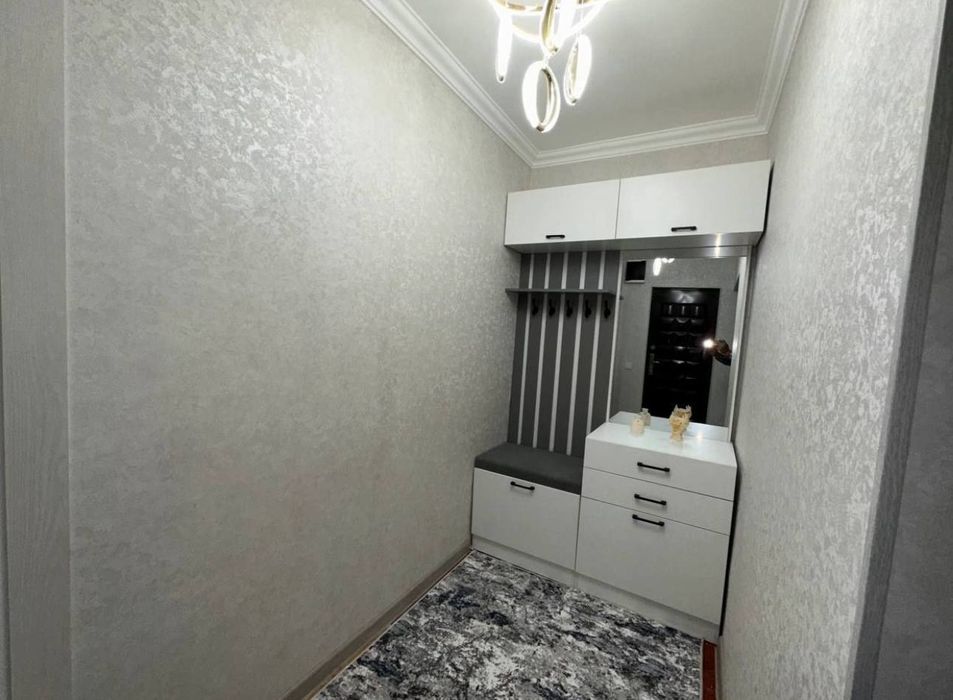 Юнусободда метро яқинида шинам квартира. 10 дақиқа пиёда