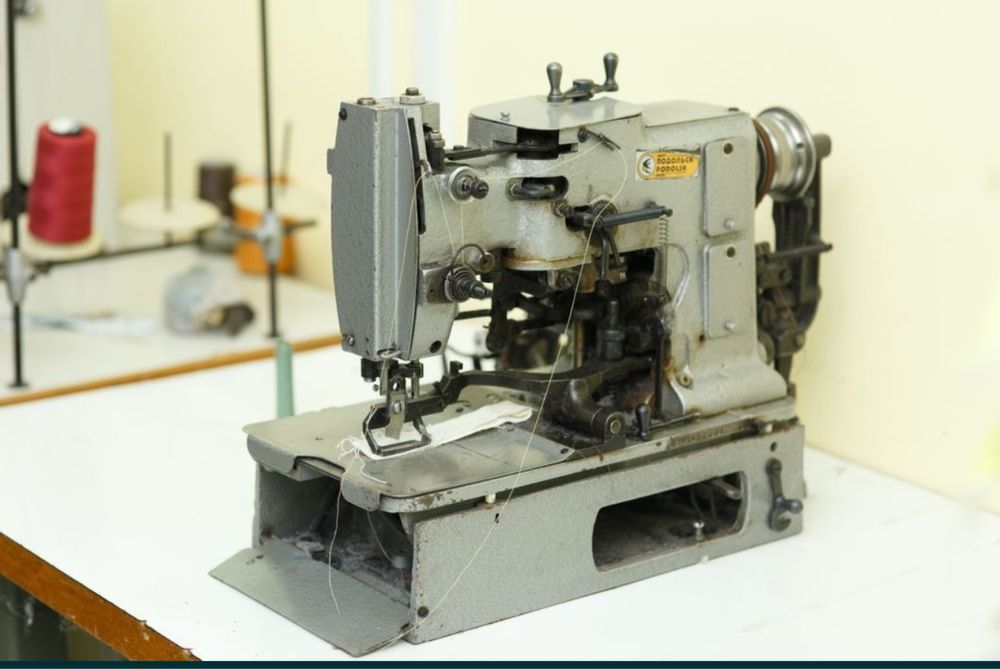 Машинка петельная