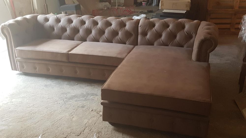 Canapea Chesterfield