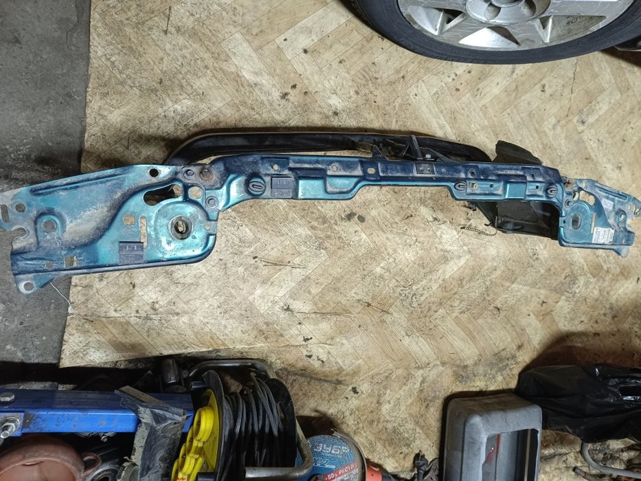 Телевизор Ауди 80 Б4 2.3