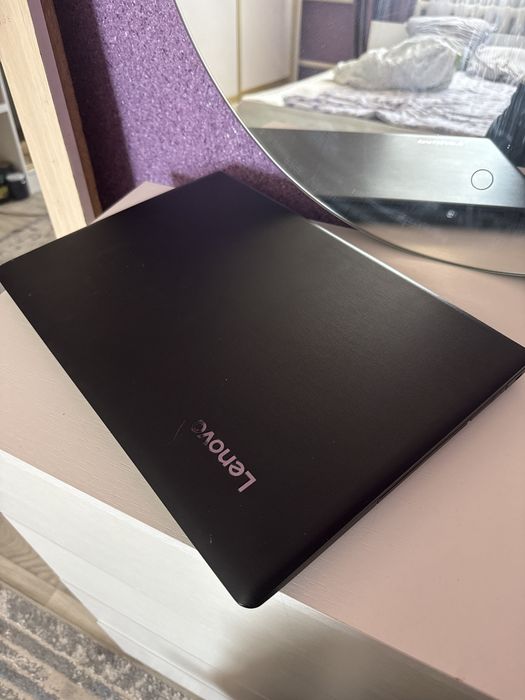 Ноутбук Lenovo Wendows 10