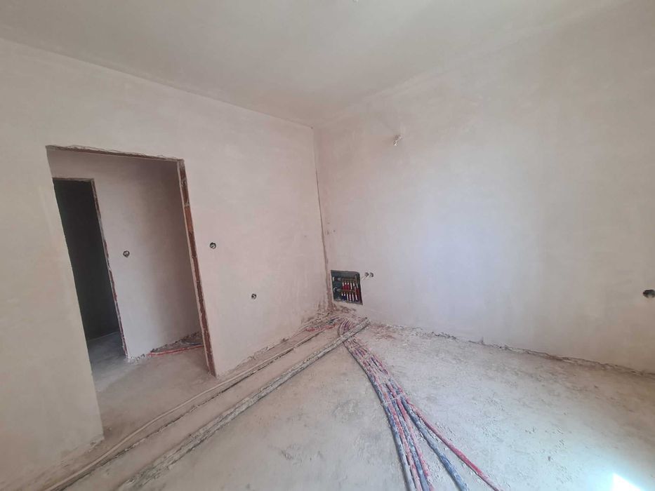 Продава се Тристаен апартамент в Хасково, Любен Каравелов - 119 кв.м за 999 €/кв.м - Снимка #7