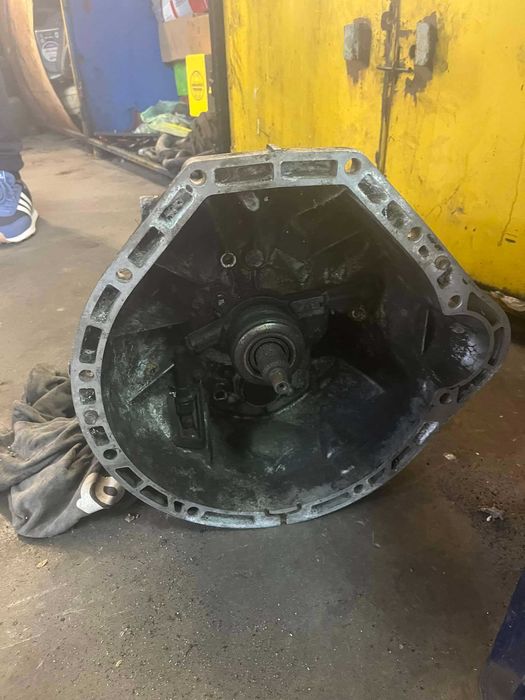 Ръчна 6 степенна скоростна кутия Мерцедес W203