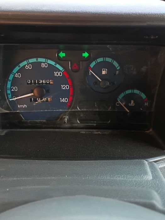 Assalomu alaykum hammaga damasni hechqayeri urilmagan qirchilmagan gaz