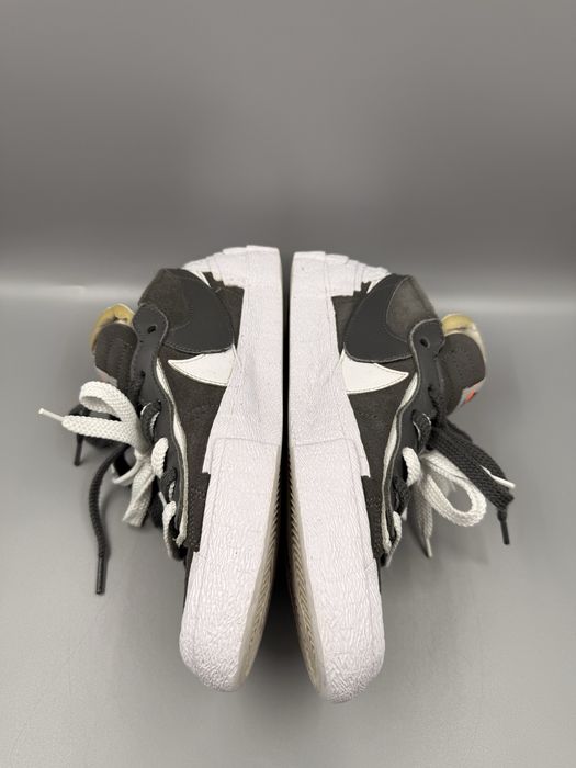 Nike sacai gray suede