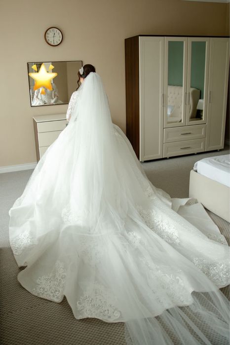 Свадебное платье