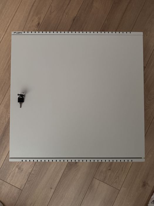 Rack шкаф Lanberg WAF1-5203