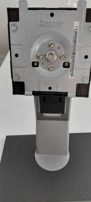 Монитор Dell P2210f