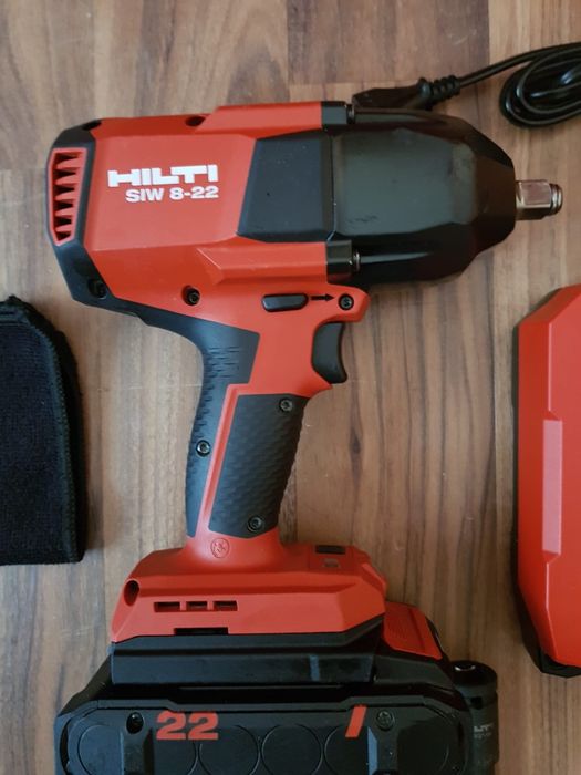 Hilti SIW 8-22,impact cu cap pătrat 1/2,impecabil ca Nou.