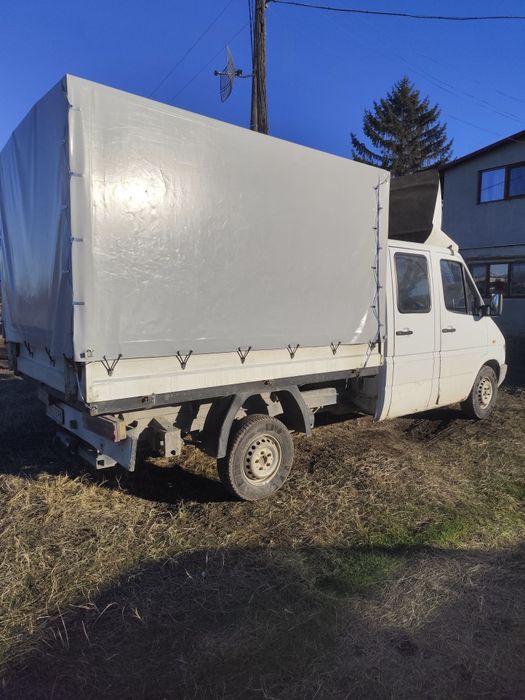 Мерцедес Спринтер 208 Mercedes Benz Sprinter 208D бартер за скеле