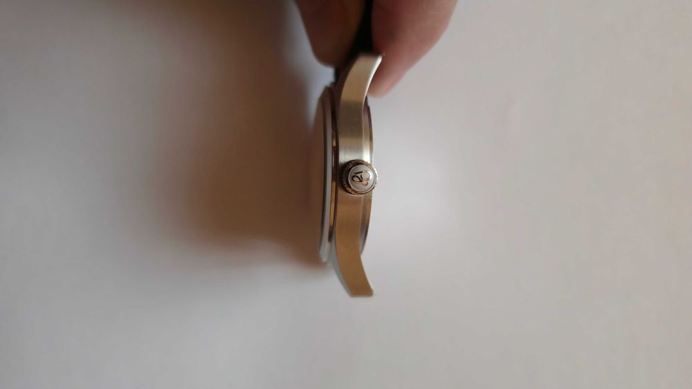 Vand ceas Escapement Time homage Hamilton Khaki Field  100m WR.