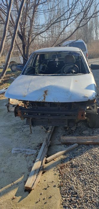 Lada 110  zapchastga