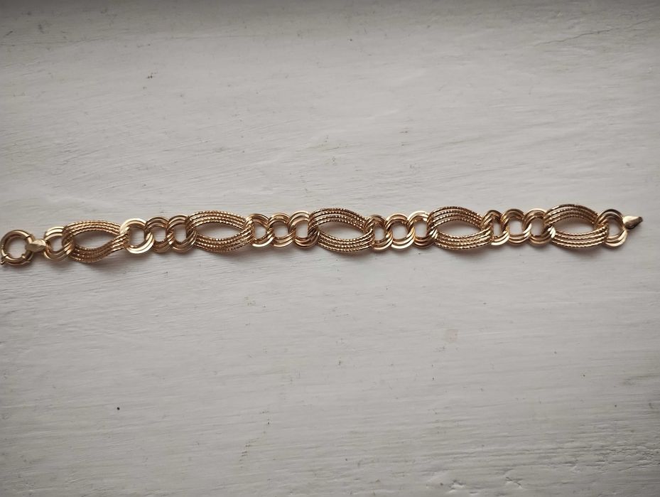 Vând brățară de aur