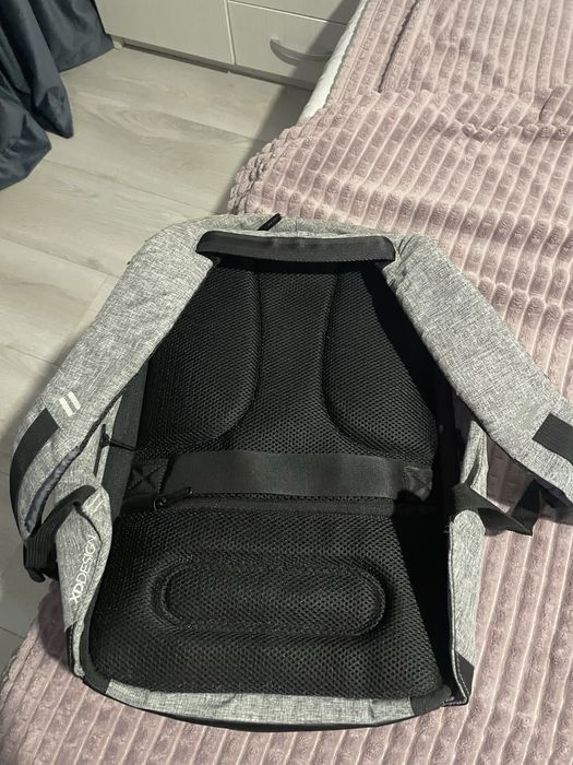 vand ghiozdan/rucsac