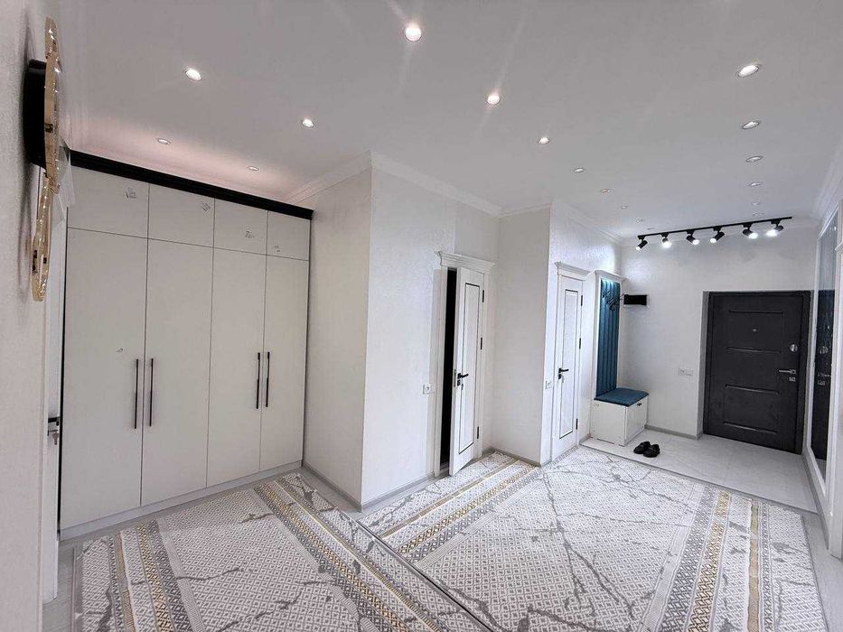 Срочно! Продаётся 4х комнатная квартира на Вокзале!!!