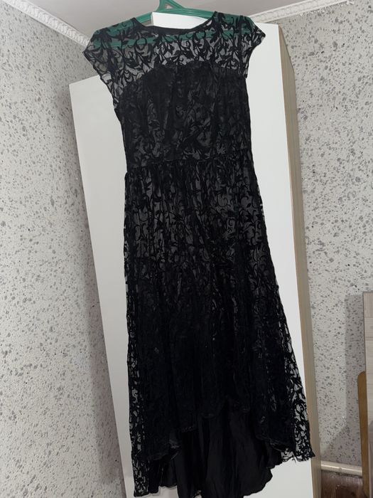 Женские Платья на вечер