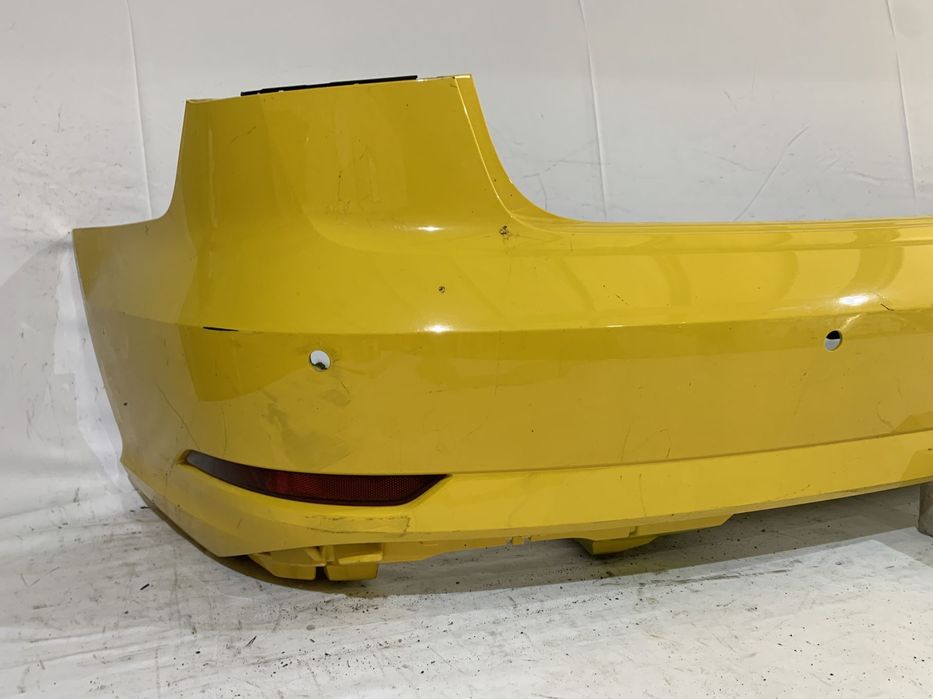 Bara spate Audi A3 Berlina, 2016, 2017, 2018, 2019, cod origine OE BV5807511F.