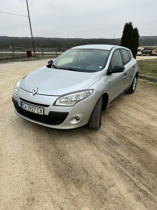 Рено Меган 1.5 105 кс. 2012г.