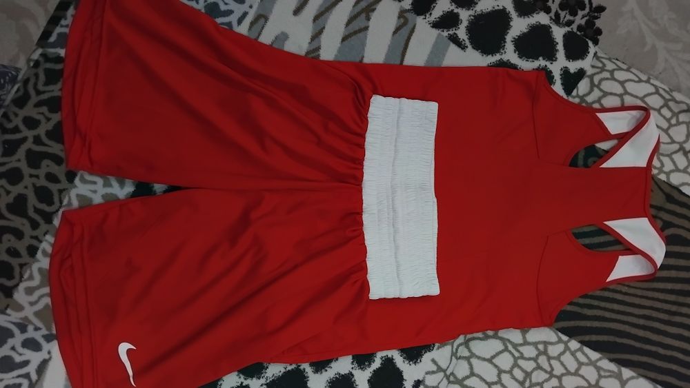 Продам боксерскую форму.