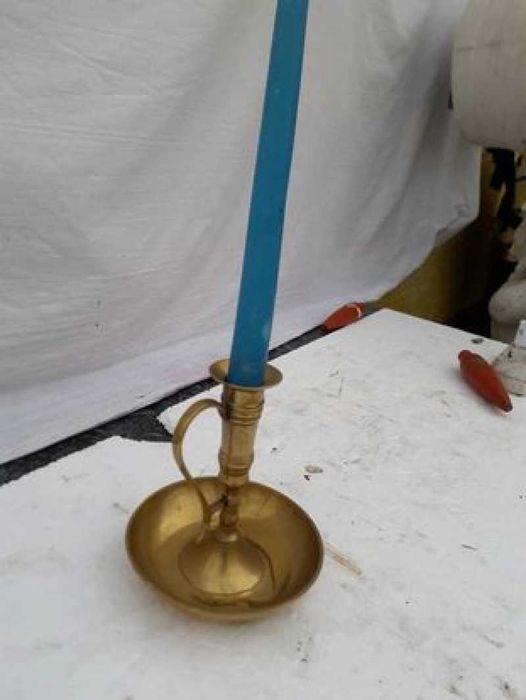 Sfesnic cu maner    .