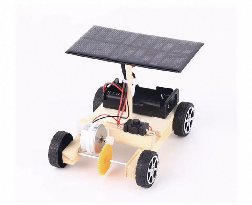 Продаю набор для сборки модели автомобиля