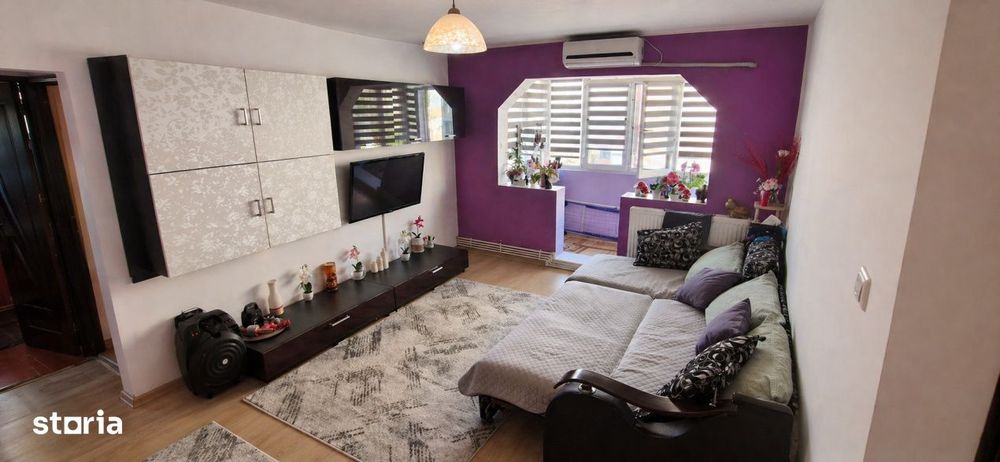 Apartament 3 camere, zona Craiovita Noua — fotografia 1