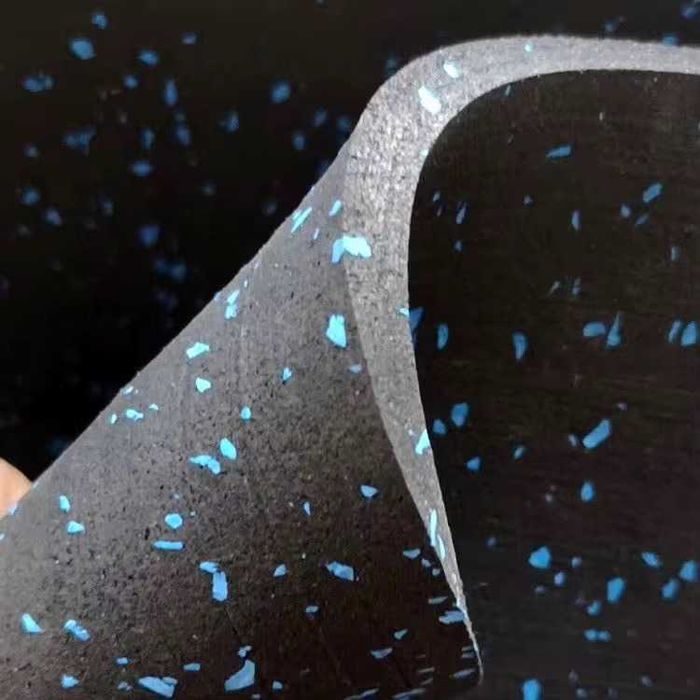 Резиновое рулонное покрытие для спортзала