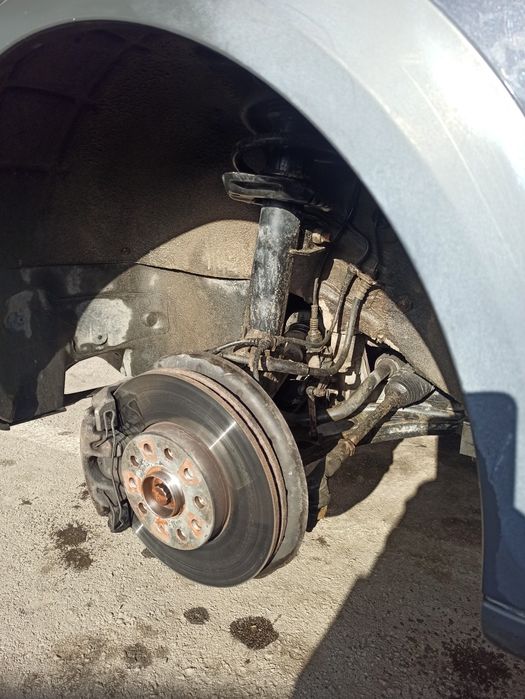 Продавам Шкода Октавия скаут 2.0 TDI