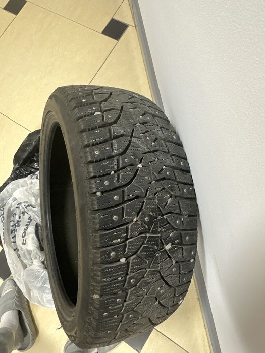 Шины шипованные 19размер