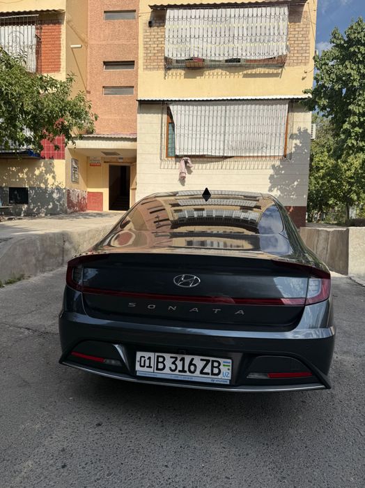 Hyundai Sonata 2.0