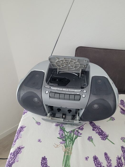 Radio cd mp3 Panasonic funcțional