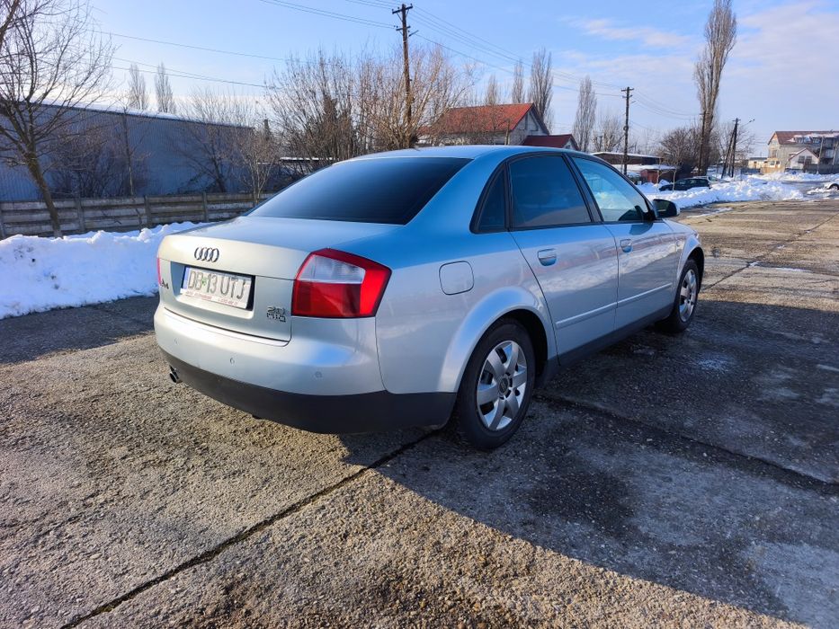 AUDI A4 2001 — imagine 4
