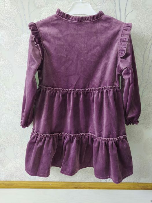 Маленьким модницам платья