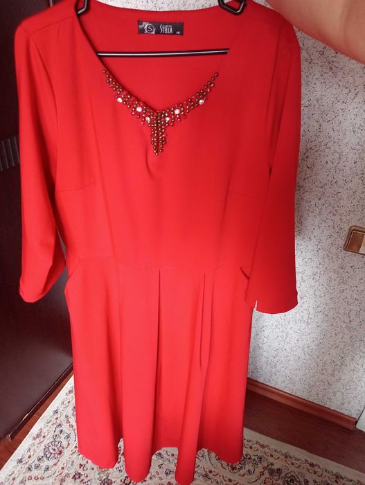 Продам шикарное платье, адрес кунаева