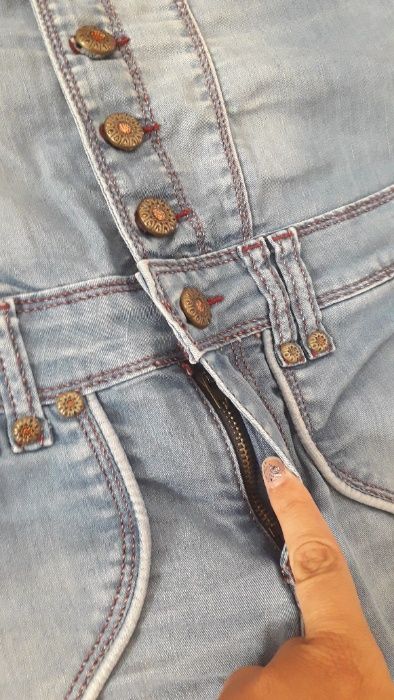 Дънкен гащеризон