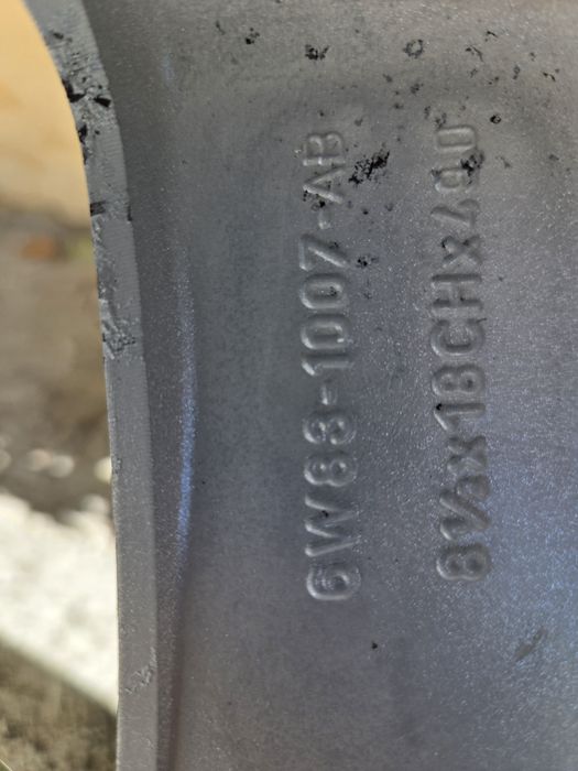 Jante Jaguar xf cu cauciucuri de iarna