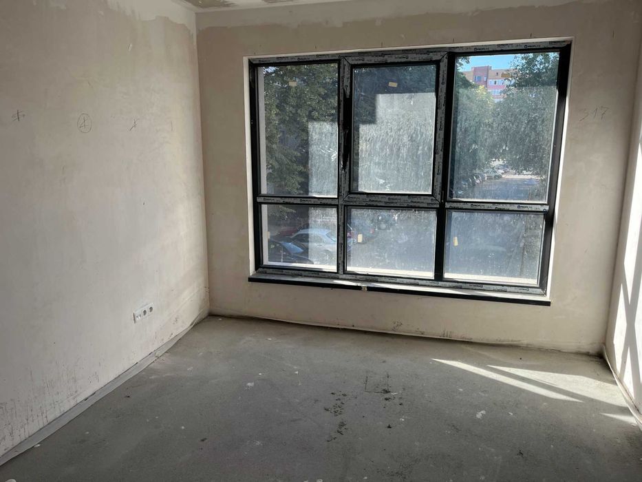 Продава се тристаен апартамент – ново строителство, кв. „Васил Левски“