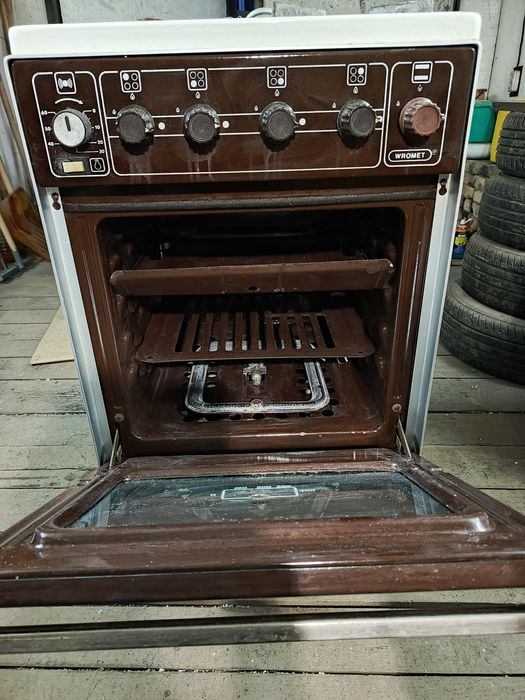 Продам газплиту wromet б/у 25000тг.