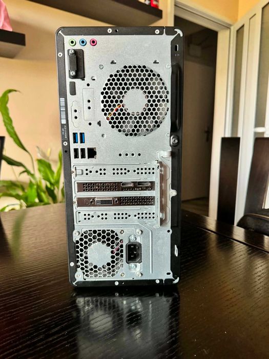 HP Pavillion Gaming TG01| RTX 2060 Super 8GB|Ryzen 5| 1TB