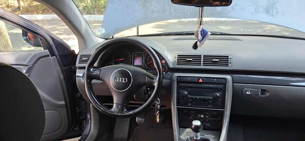 AUDI A4 2003 — imagine 3