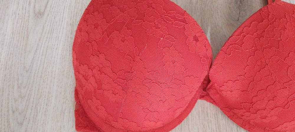 Н&М Сутиени-75В, 80В